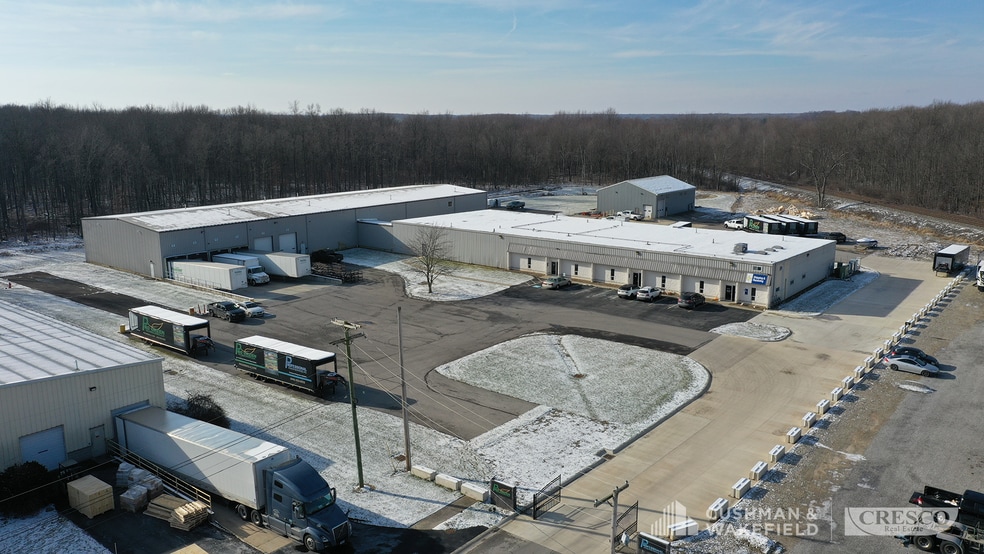 300 Commerce Dr, LaGrange, OH for sale - Building Photo - Image 1 of 21