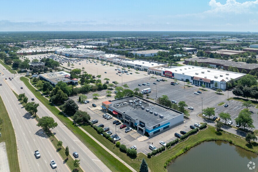 445 E Townline Rd, Vernon Hills, IL à louer - Aérien - Image 2 de 6