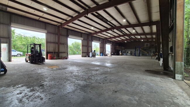 Plus de détails pour 8315 B Industrial, Pearland, TX - Industriel à louer