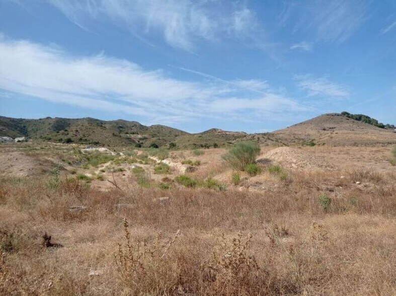 Land in Alhaurín de la Torre, Málaga for sale - Aerial - Image 2 of 12