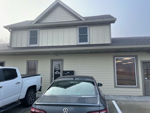 6487 Mahoning Ave, Youngstown, OH à louer - Photo du bâtiment - Image 1 de 9