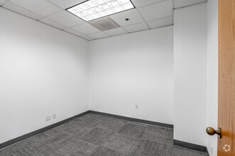 200 E Sandpointe Ave, Santa Ana, CA for lease Interior Photo- Image 2 of 5