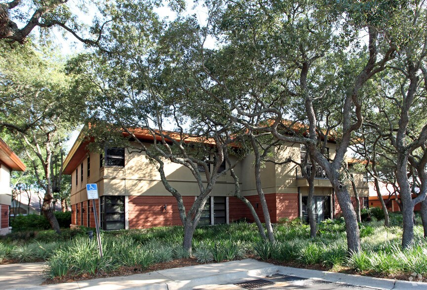 1140 Eglin Pky, Shalimar, FL à louer - Photo principale - Image 1 de 48