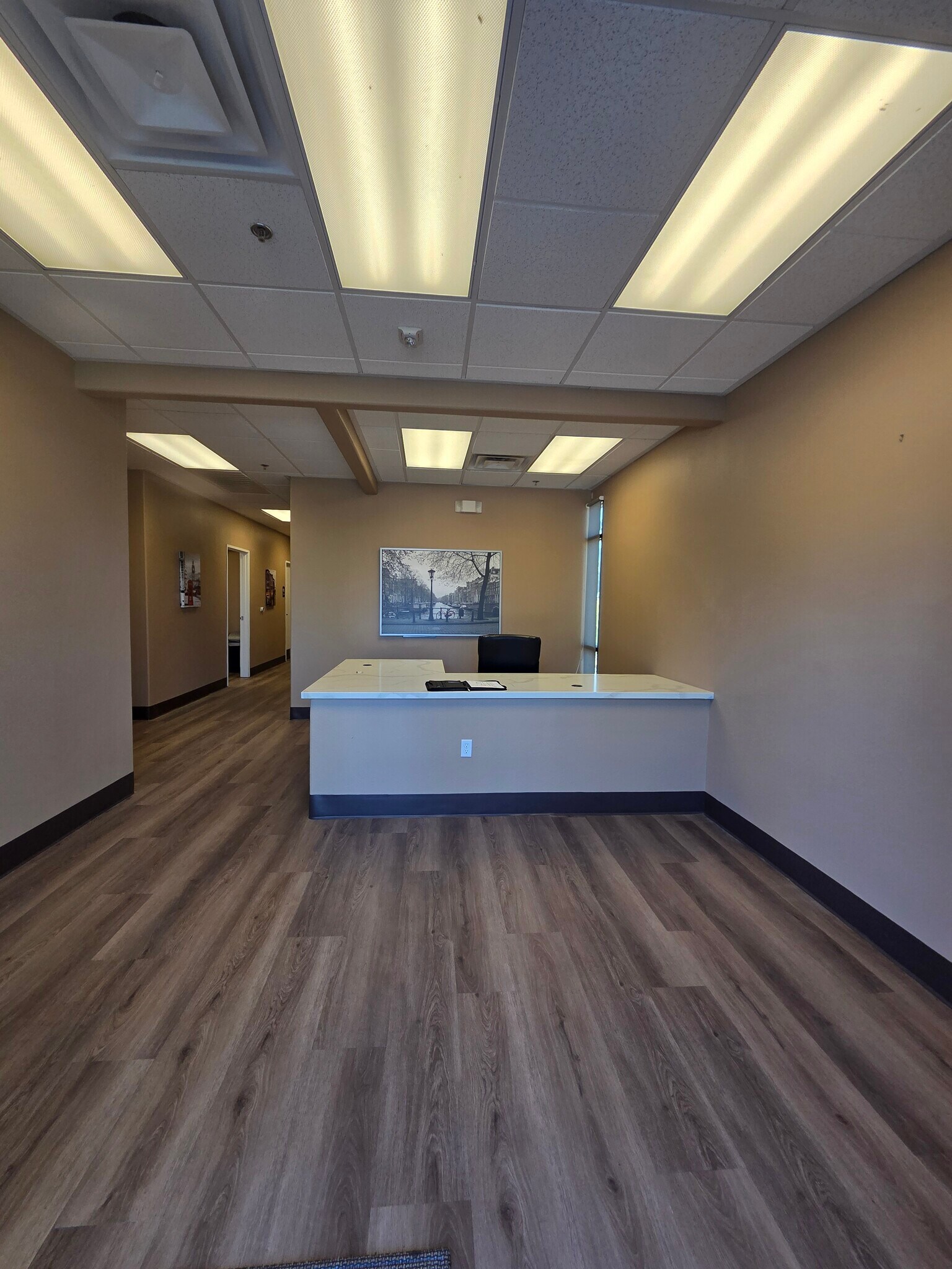 1510 W Horizon Ridge Pky, Henderson, NV à vendre Photo intérieure- Image 1 de 6