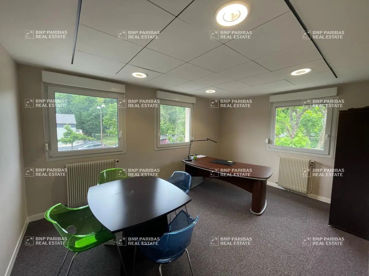 Office in Chambray-lès-Tours for lease Interior Photo- Image 1 of 12