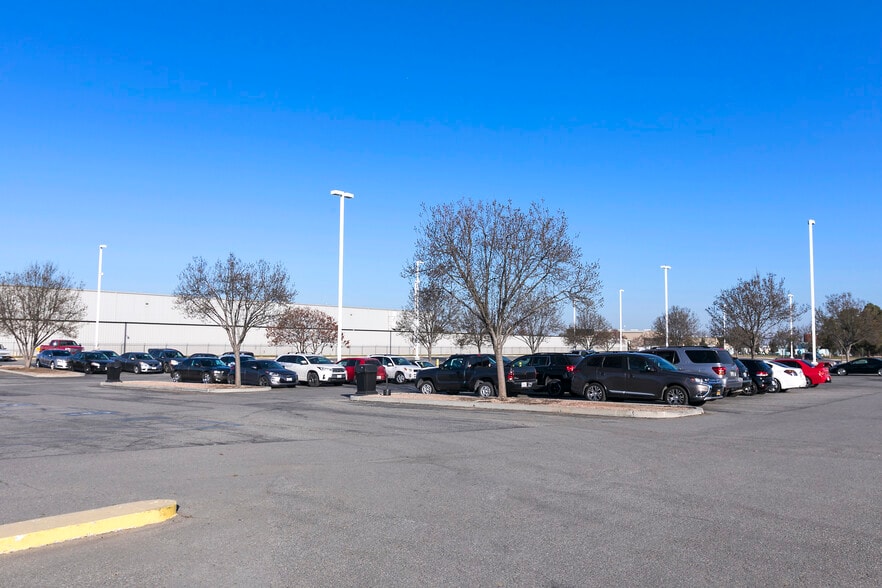 1700 Schuster Rd, Delano, CA for lease - Building Photo - Image 2 of 22