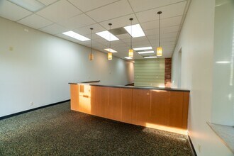 3801-3837 Vaile Ave, Florissant, MO à louer Photo intérieure- Image 2 de 6