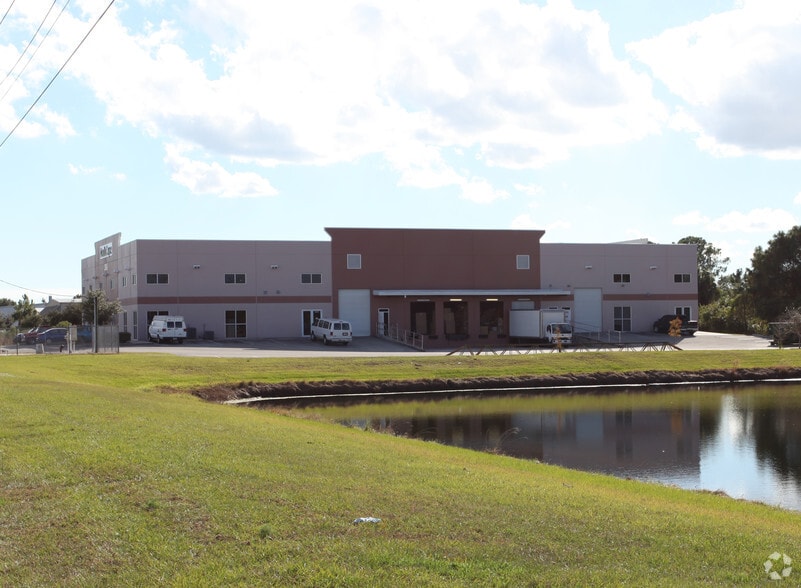 2885 Commerce Pky, North Port, FL for sale - Building Photo - Image 1 of 6