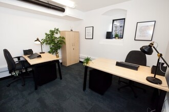 2 Anderson Pl, Edinburgh for lease Interior Photo- Image 2 of 8