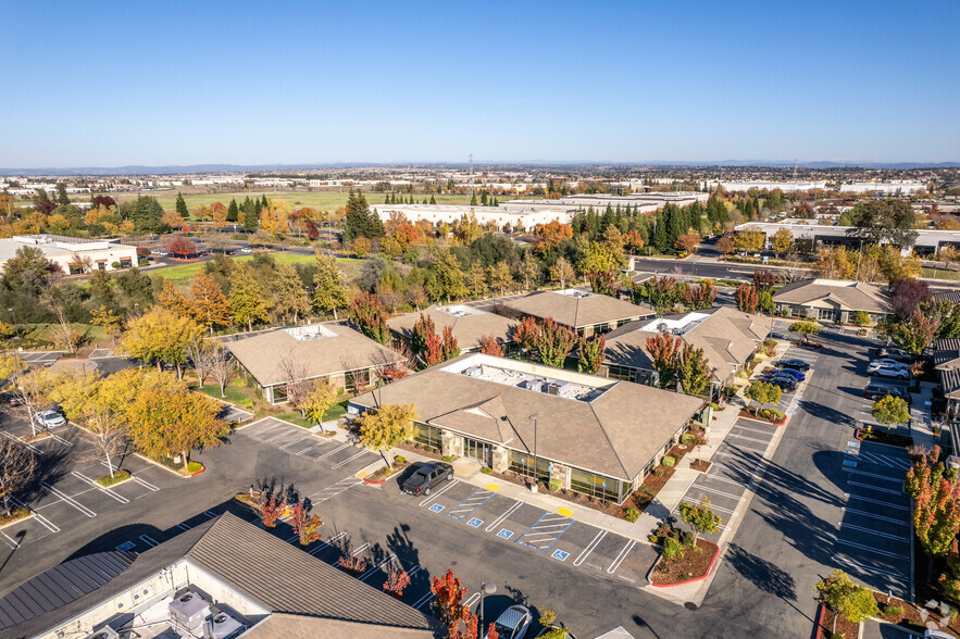 1406 Blue Oaks Blvd, Roseville, CA for lease - Building Photo - Image 2 of 22