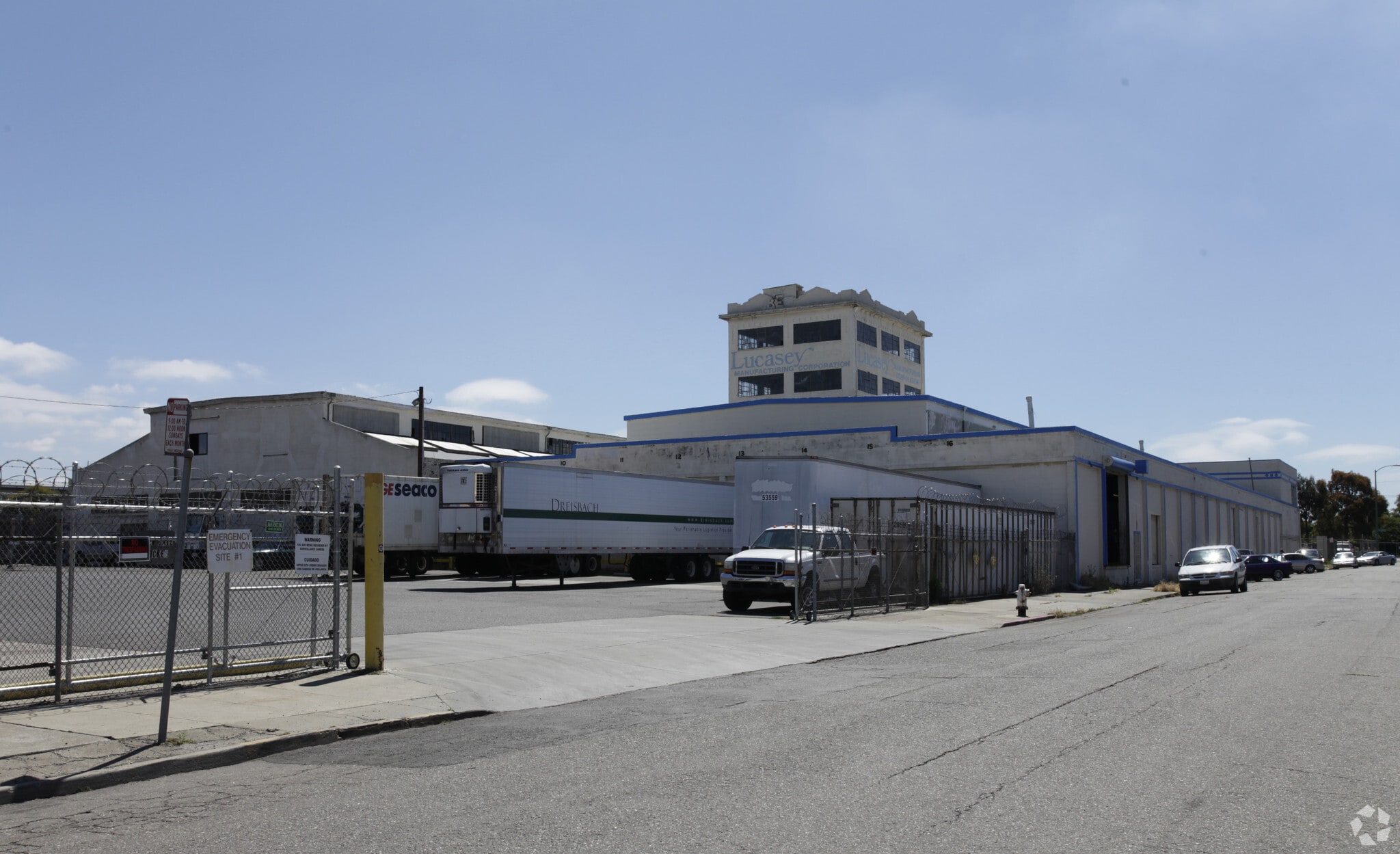 2530 E 11th St, Oakland, CA for lease Primary Photo- Image 1 of 6
