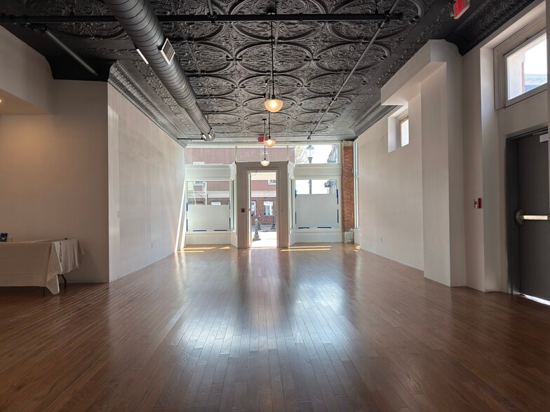 41 South St, Glens Falls, NY for lease - Building Photo - Image 3 of 35