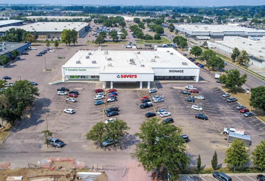3211 S Shirley Ave, Sioux Falls, SD for lease - Building Photo - Image 2 of 32