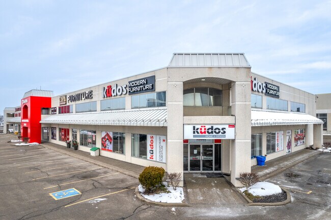 Plus de détails pour 156 Chrislea Rd, Vaughan, ON - Commerce de détail à louer