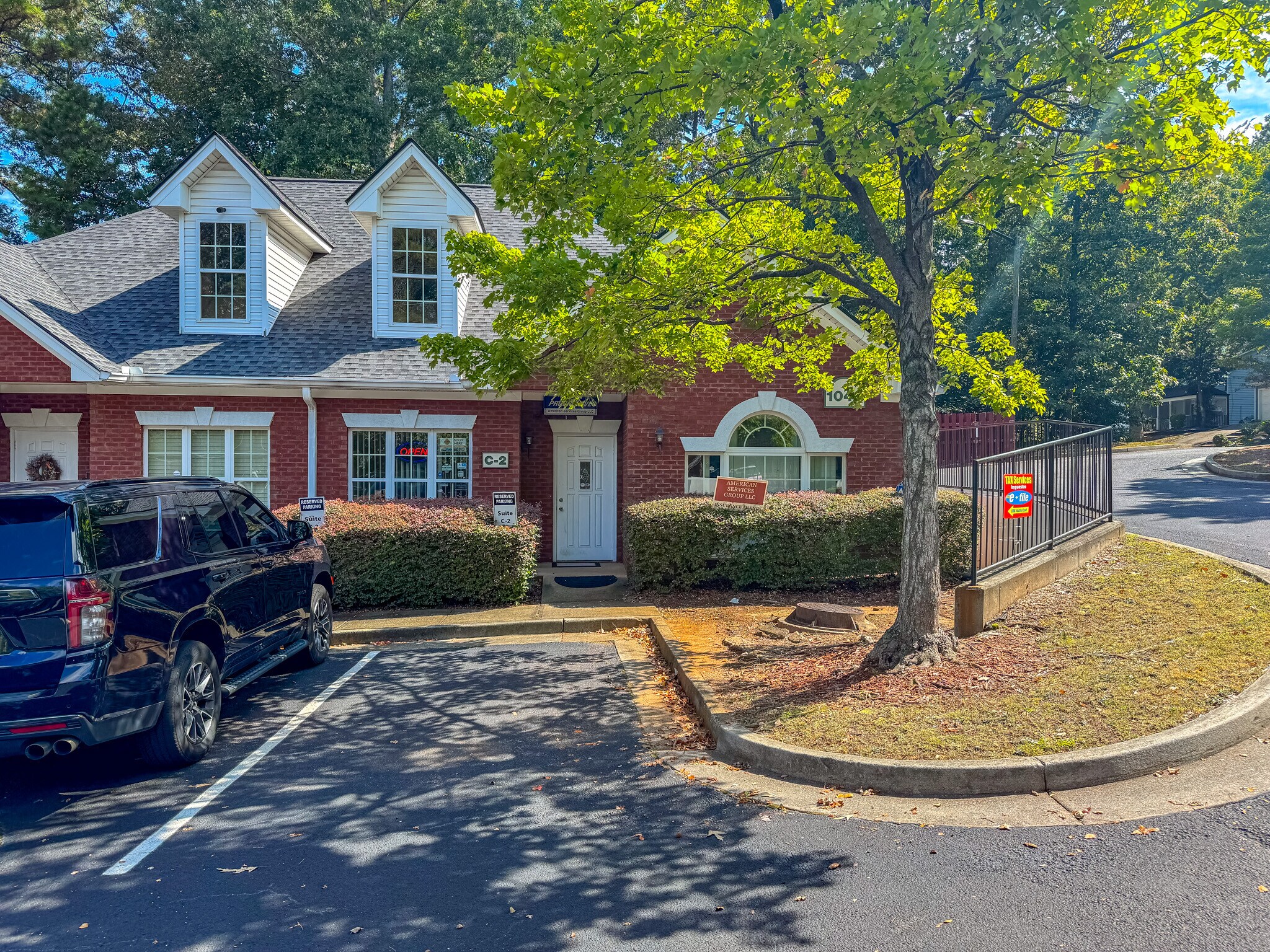 1040 Indian Trail Lilburn Rd, Lilburn, GA for lease Building Photo- Image 1 of 16