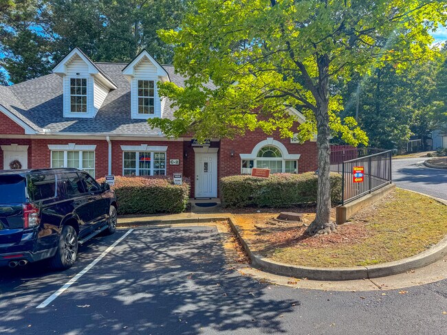 More details for 1040 Indian Trail Lilburn Rd, Lilburn, GA - Office for Lease