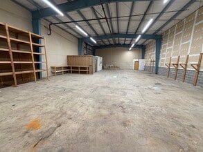 65 Grimes St, Eugene, OR for lease Interior Photo- Image 2 of 6