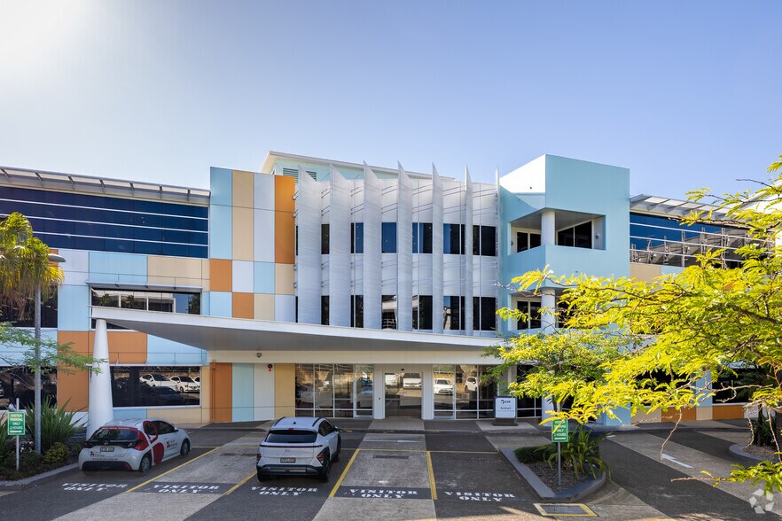 12 Julius Ave, NORTH RYDE à louer - Photo du bâtiment - Image 2 de 6