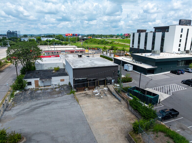 200 Howerton Ave, Nashville, TN à louer - Photo du bâtiment - Image 2 de 3