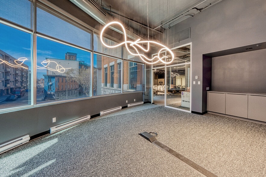330 Rue De Saint-Vallier E, Québec, QC for lease - Interior Photo - Image 3 of 6
