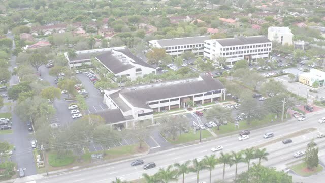 11400-11440 N Kendall Dr, Miami, FL à louer - Vid o sur l inscription commerciale - Image 3 de 49