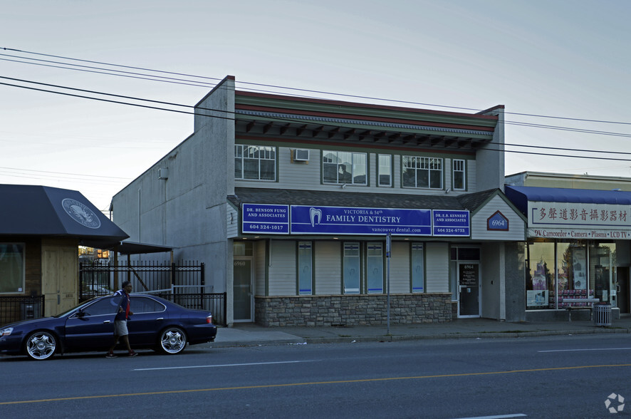 6960-6964 Victoria Dr, Vancouver, BC à vendre - Photo principale - Image 1 de 31