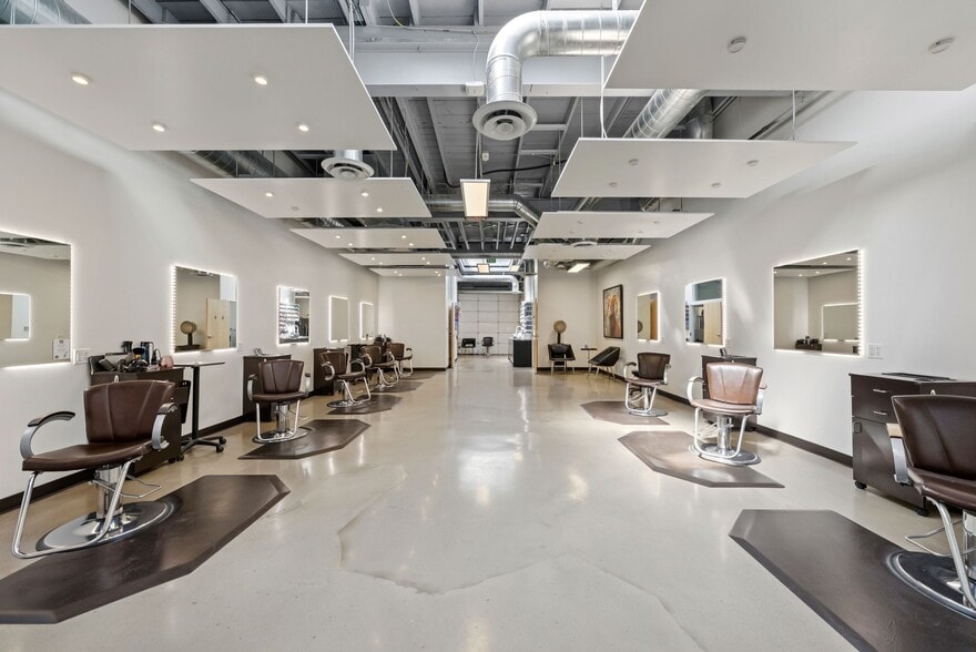 1010 S State St, Salt Lake City, UT for sale - Interior Photo - Image 2 of 22