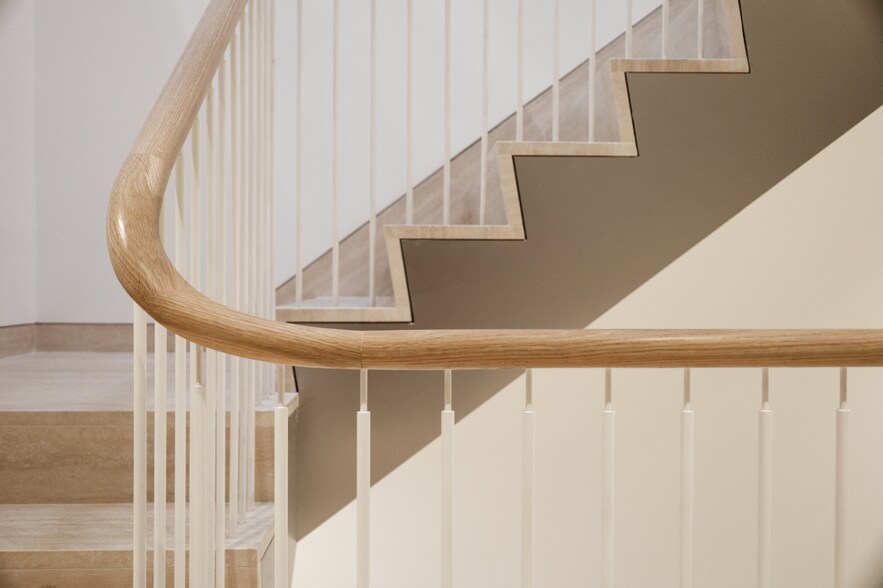 26 E 78th St, New York, NY à louer - Photo du bâtiment - Image 2 de 12