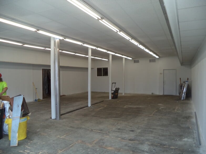 15-17 Railroad Sq, Nashua, NH for lease - Building Photo - Image 3 of 7