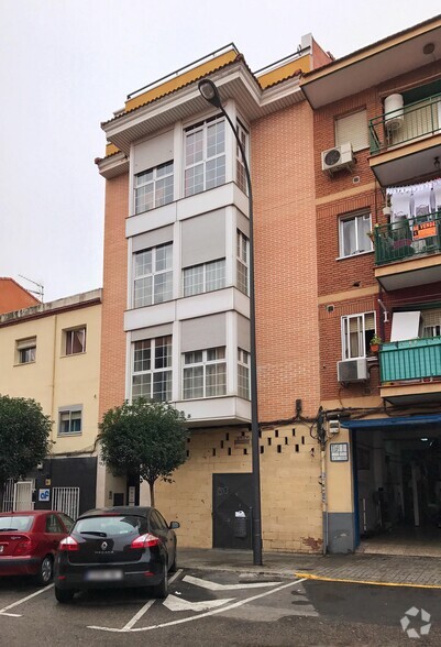 Multi-résidentiel dans Getafe, MAD à vendre - Photo du bâtiment - Image 2 de 2