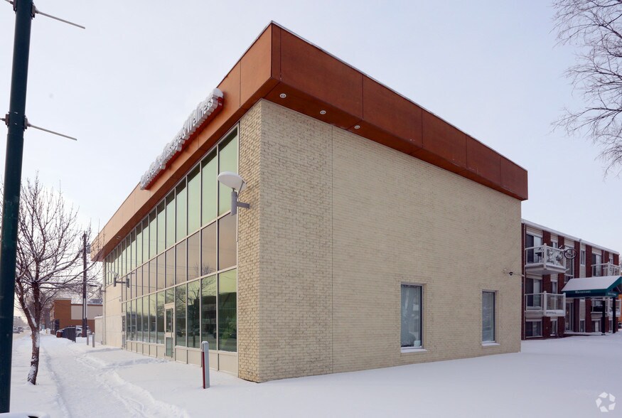 11104 107th Ave, Edmonton, AB for lease - Building Photo - Image 2 of 3