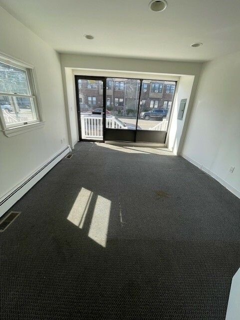 356 Willis Ave, Mineola, NY for lease Interior Photo- Image 1 of 4
