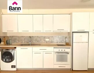 Plus de détails pour Commerce de détail à vendre