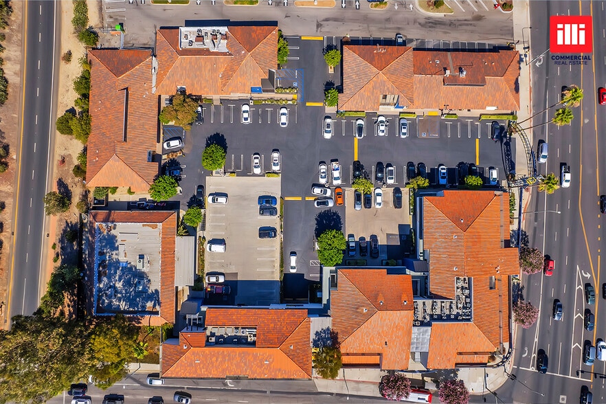 20833-20861 Ventura Blvd, Woodland Hills, CA for lease - Building Photo - Image 3 of 5