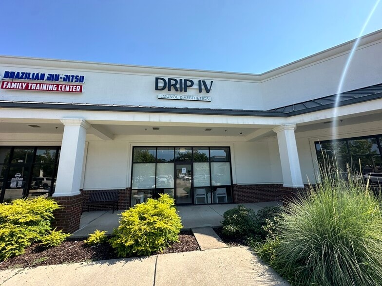 7731 Perkins Rd, Baton Rouge, LA for lease - Building Photo - Image 1 of 15