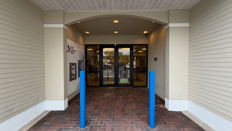 10 N Federal Hwy, Pompano Beach, FL for lease - Building Photo - Image 3 of 20