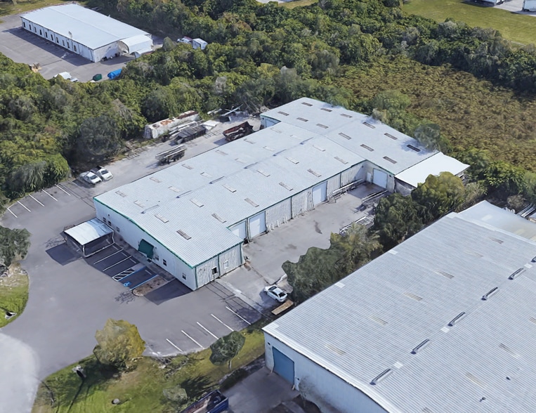 8813 Venture Cv, Temple Terrace, FL for lease - Building Photo - Image 2 of 56