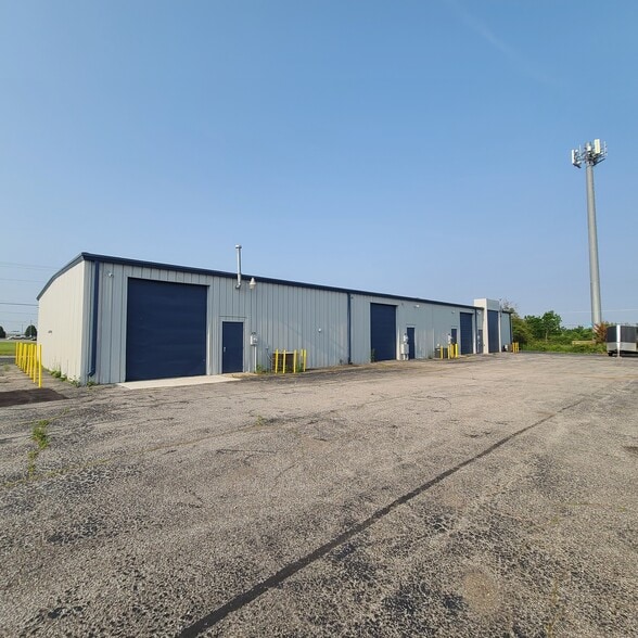 426-434 Council Dr, Fort Wayne, IN for lease - Building Photo - Image 3 of 8