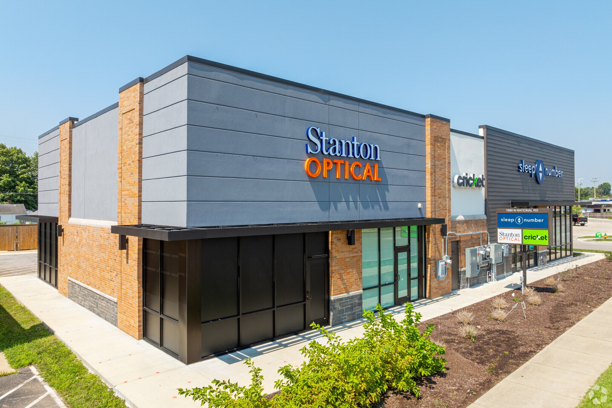 1980 N National Rd, Columbus, IN à vendre Photo du bâtiment- Image 1 de 20