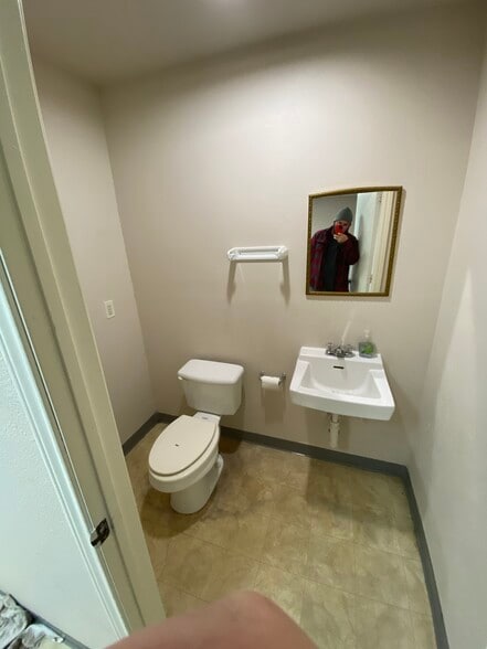 629 National Dr, Rockwall, TX à louer - Photo du bâtiment - Image 2 de 11