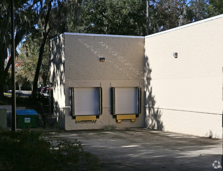 2110 Apalachee Pky, Tallahassee, FL à vendre - Photo du bâtiment - Image 2 de 7