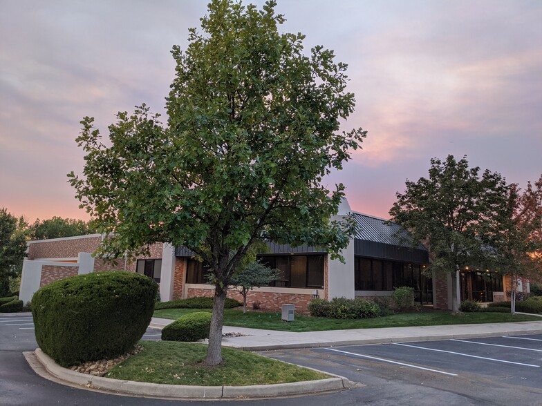 1460 W Canal Ct, Littleton, CO for lease - Building Photo - Image 1 of 22