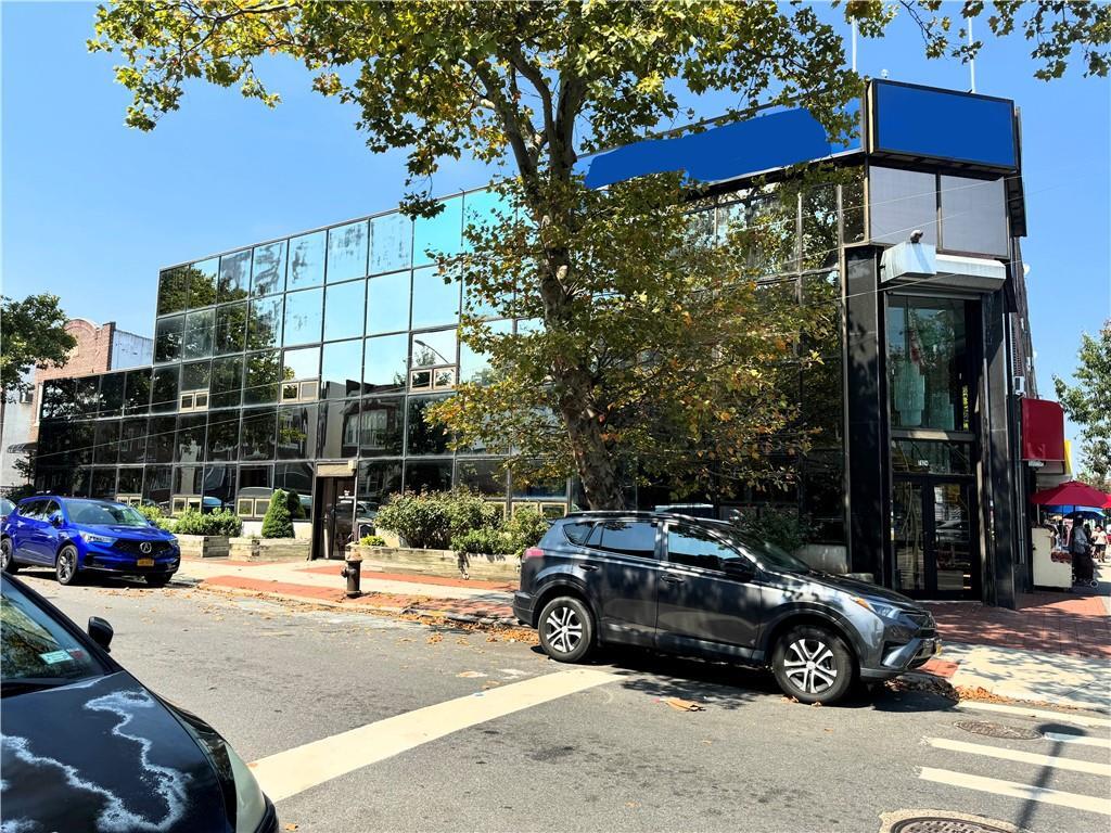 7024 18th Ave, Brooklyn, NY à vendre Photo principale- Image 1 de 15