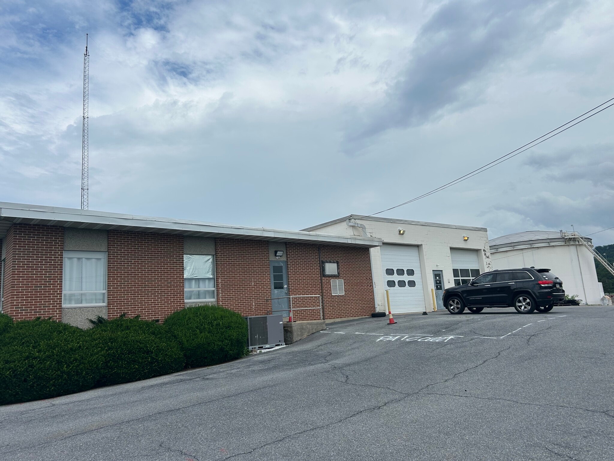 800 Mountain Home Road Rd, Sinking Spring, PA for lease Primary Photo- Image 1 of 14