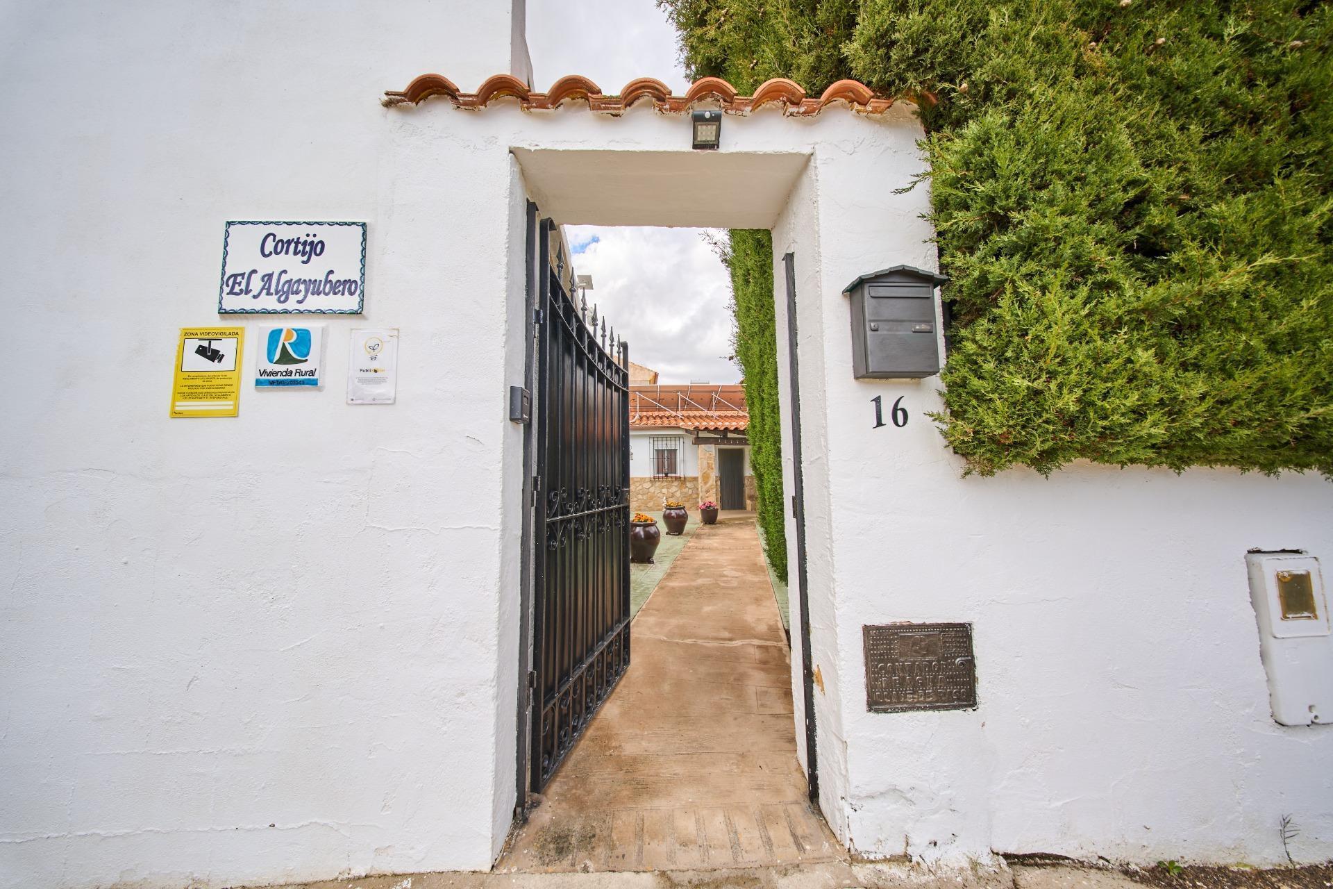 Calle Medina Azahara, 16, Puebla de Don Fadrique, Granada for sale Building Photo- Image 1 of 49