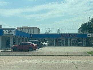 Plus de détails pour 18018-18030 Nassau Bay Dr, Houston, TX - Commerce de détail à louer
