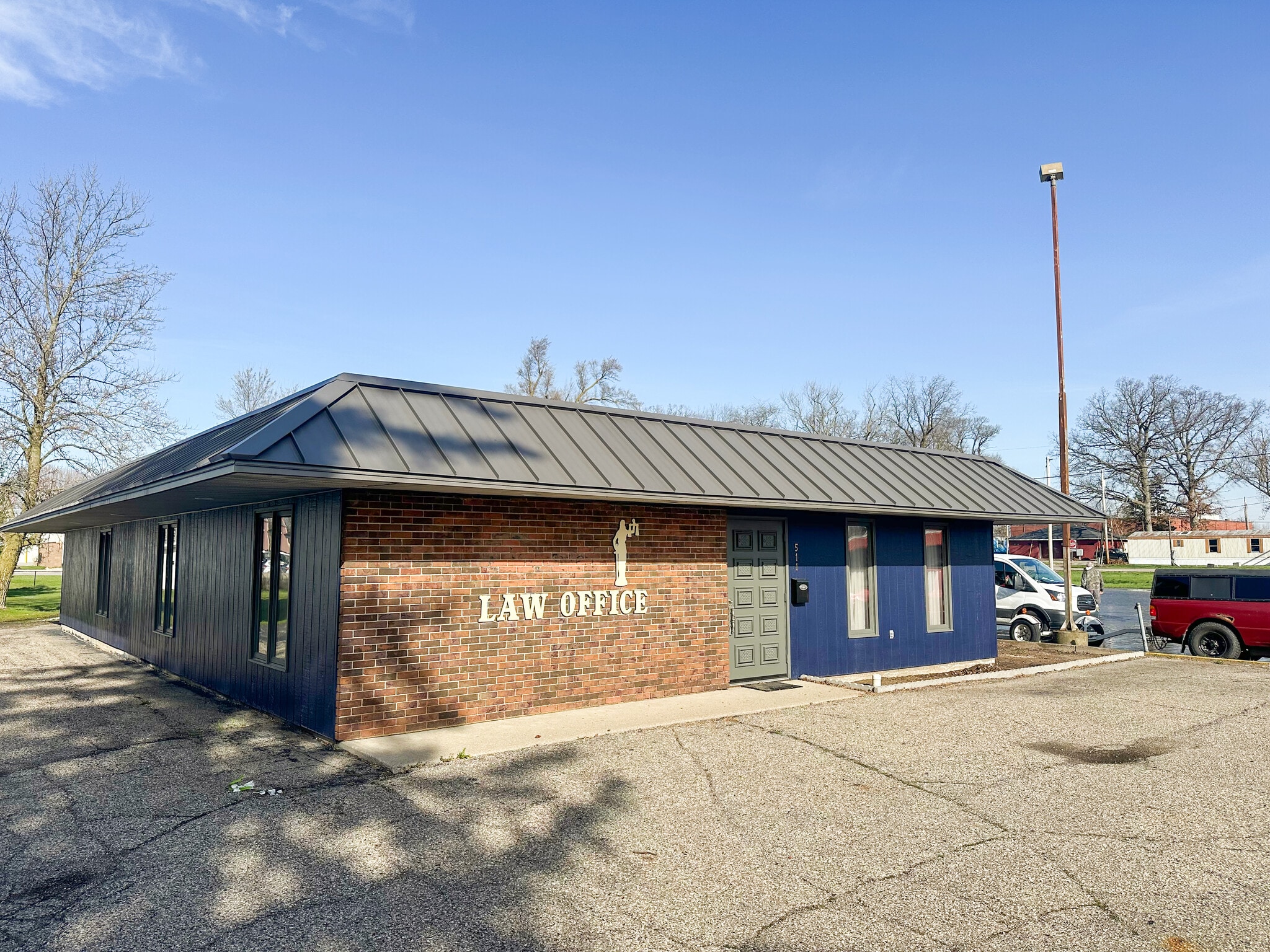 511 N Wayne St, Angola, IN for sale Primary Photo- Image 1 of 6