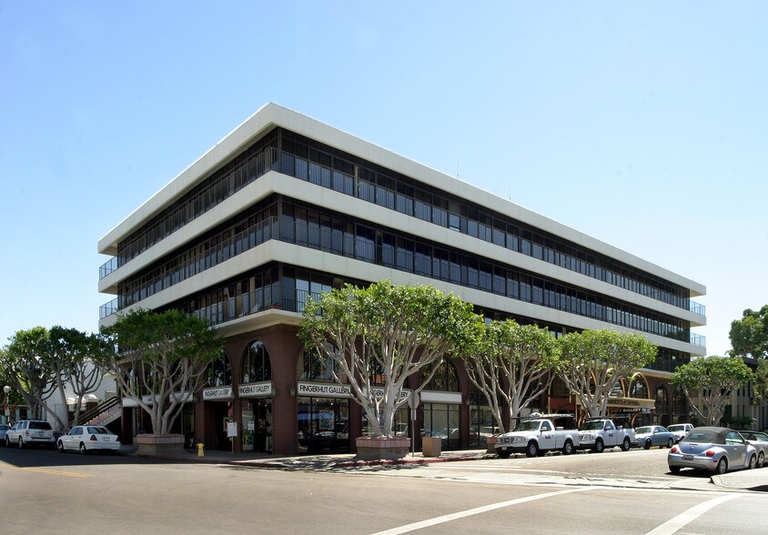 7979 Ivanhoe Ave, La Jolla, CA à louer - Photo du bâtiment - Image 2 de 19