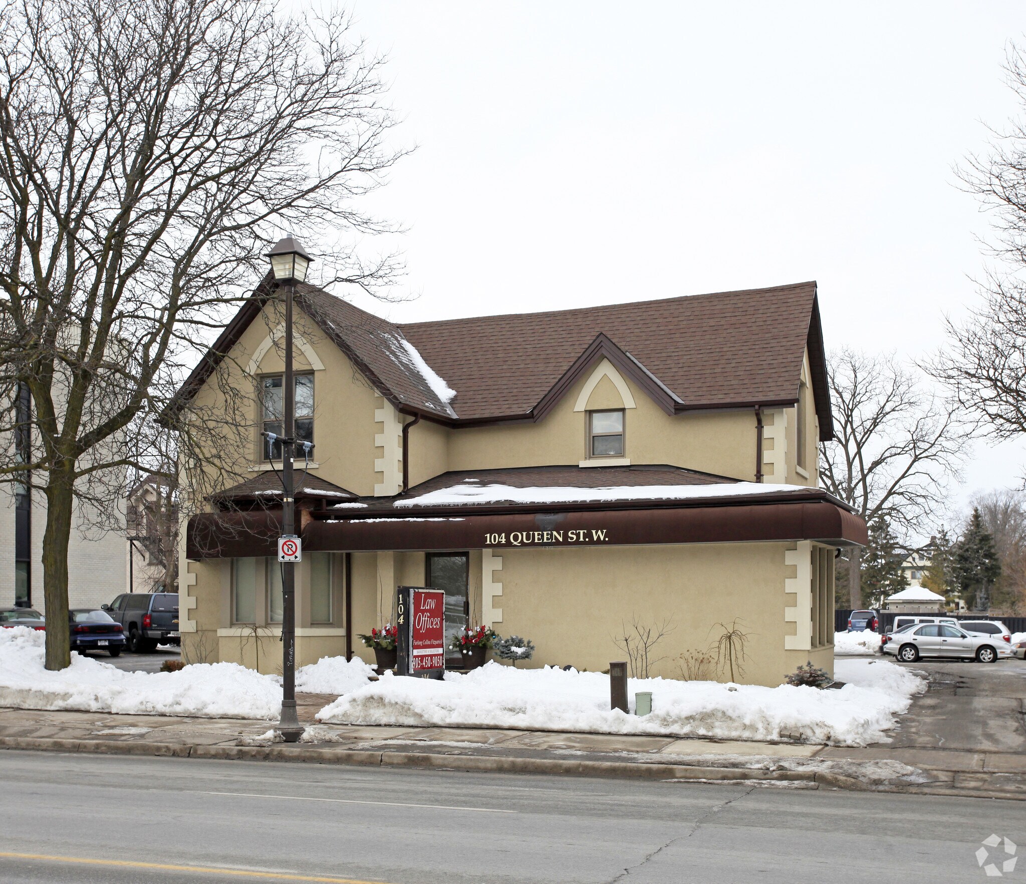 104 Queen St W, Brampton, ON à vendre Photo principale- Image 1 de 1