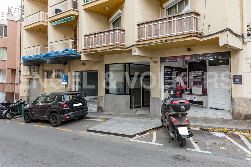 Carrer Creu, Sant Just Desvern, Barcelona for sale - Building Photo - Image 2 of 4